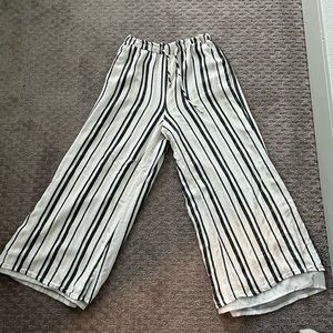 American Eagle Flowy White Striped Pants